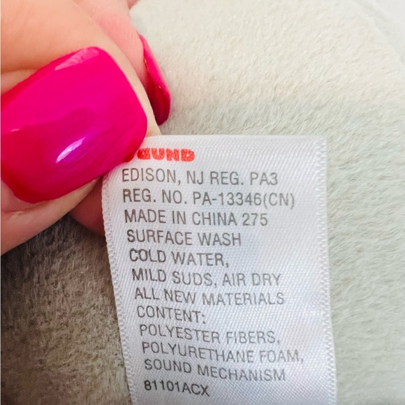 Gund Floppy The Elephant Talking And Singing Peek A Boo Plush Toy - Picture 9 of 10